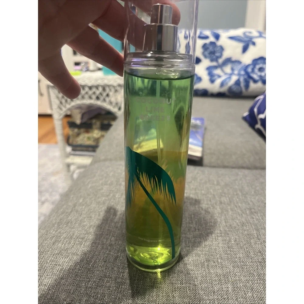 Bath and & Body Works COCONUT LIME BREEZE Fine Fragrance Mist 8 oz NEW